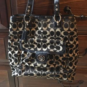 Coach Bag- Black and Silver great for everyday!
